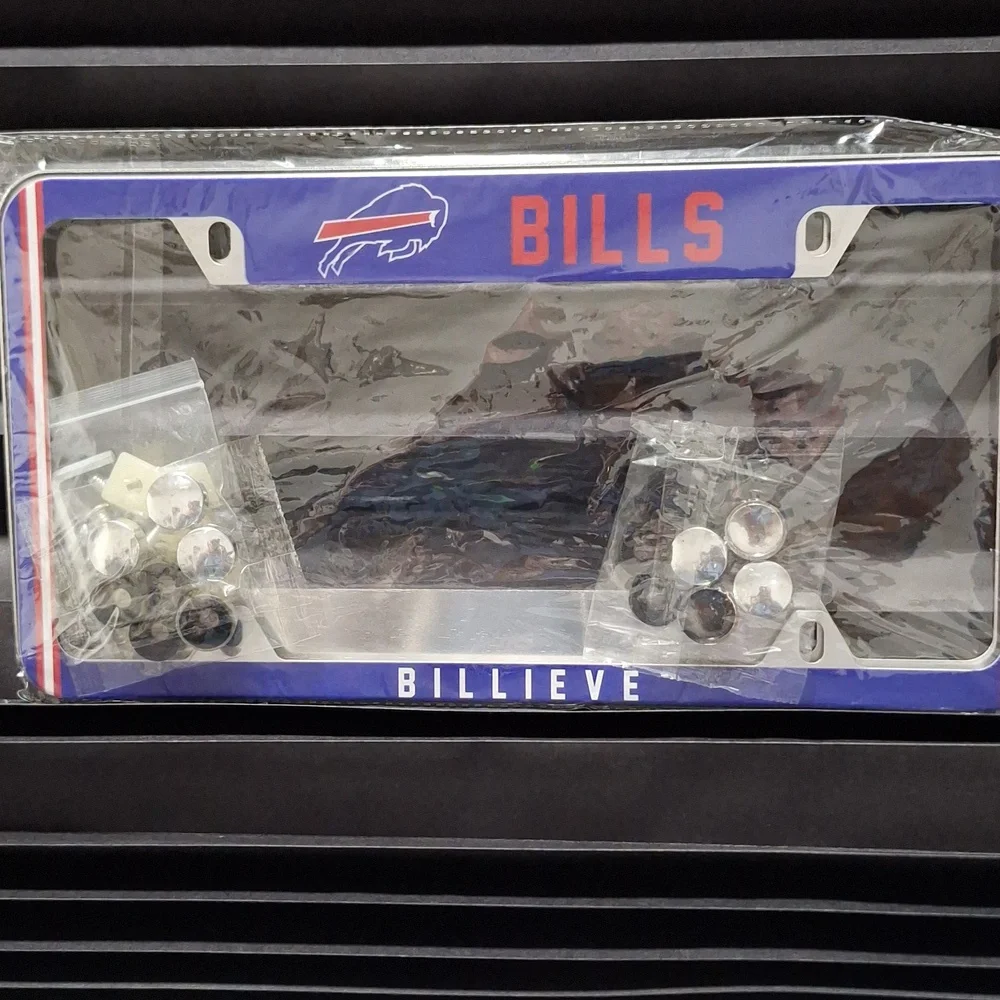 Buffalo Bills License Plate Frame - Picture 1 of 3